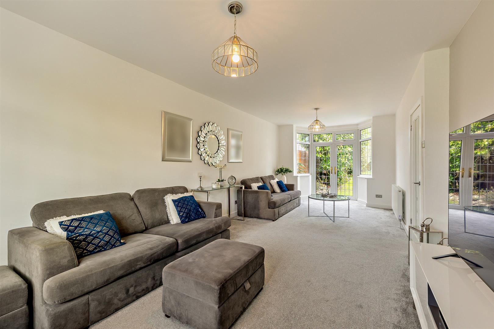 Jervis Crescent, Sutton Coldfield, B74 4PW Aston Knowles